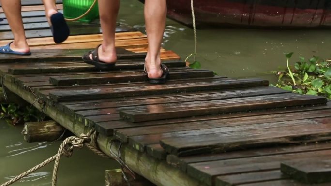 邮轮 流水席 苗族歌舞 民族歌舞