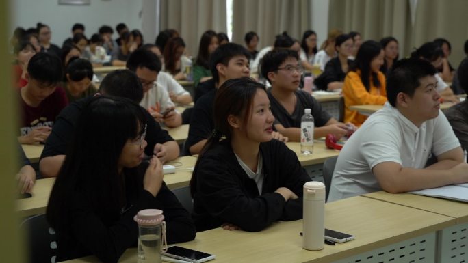 大学 学校 实践 课程 学习 学生 师生