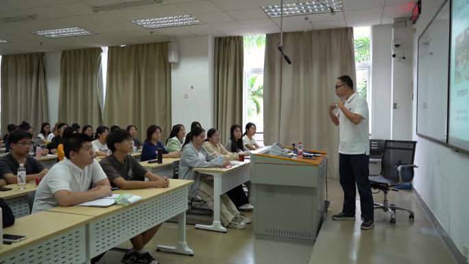 大学 学校 实践 课程 学习 学生 师生