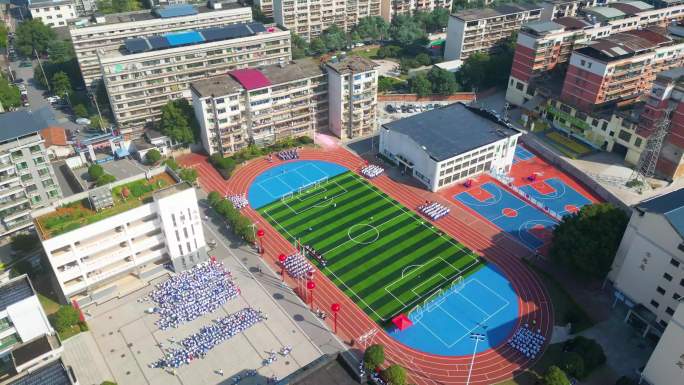 操场 学生跑操 校园生活