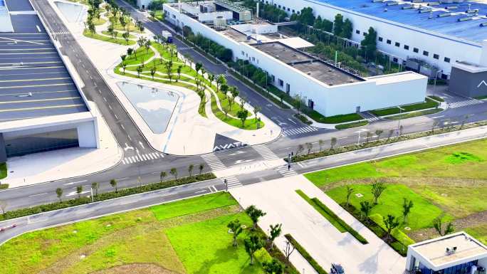 航拍大型新能源汽车工厂阿维塔中国重庆总部
