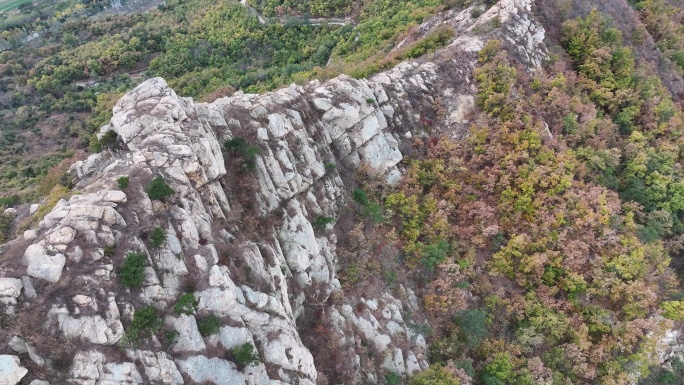 航拍威海市环翠区戚家庄猴子山秋季风景