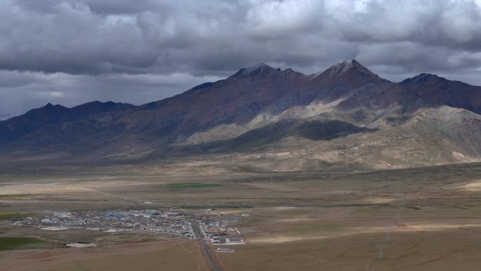 西藏阿里地区的局部暴雨