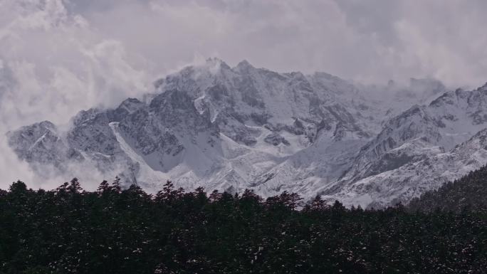 四川川西甘孜海螺沟贡嘎雪山航拍