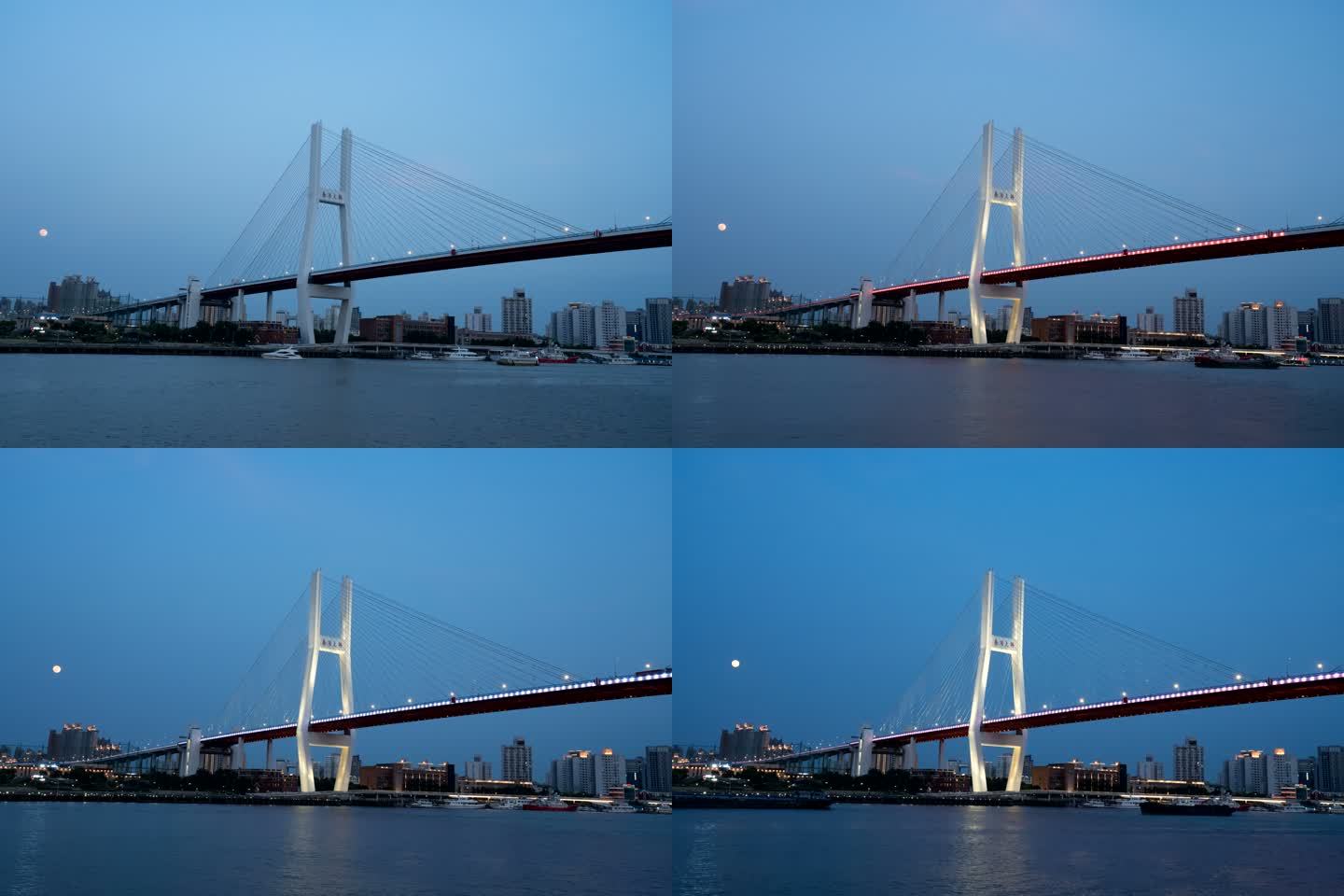 上海南浦大桥亮灯