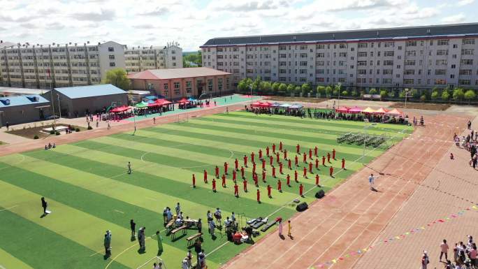 学校 运动会 航拍 校园 学生 操场