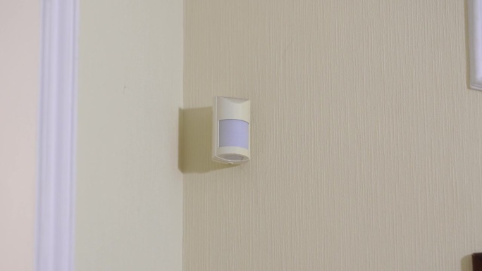 公寓里的运动传感器可以自动检测人的运动