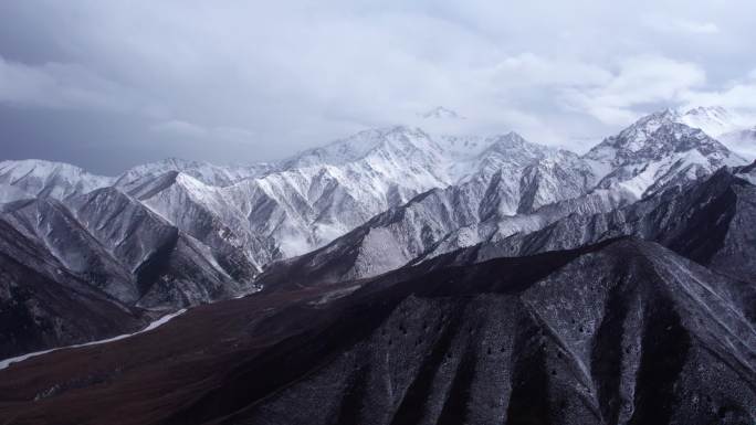 雪山 巴尔斯