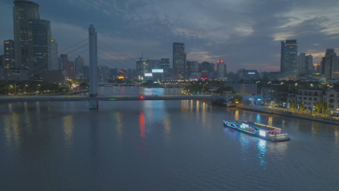 城市游轮夜景宁波三江口