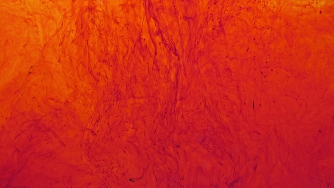 红色的粉调在水中慢慢溶解，鲜红得超乎想象。