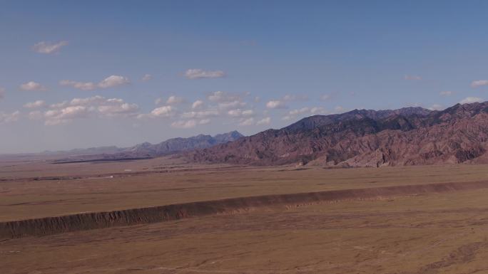 4K航拍新疆阿拉善沙漠沟壑