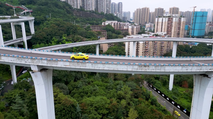 桥上追车 重庆出租车在高架桥上行驶4K