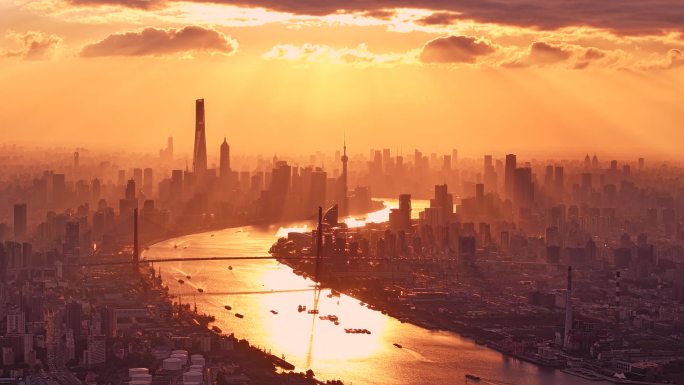 上海黄浦江的光辉-充满激情的上海