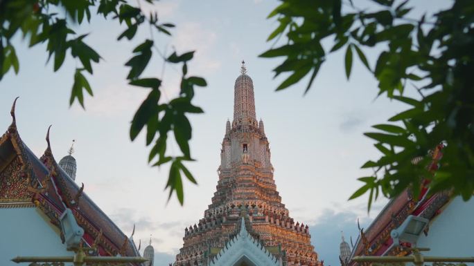 曼谷的阿仑寺风景如画