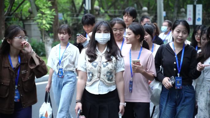 大学生 参展 交流学习 深圳 深职大