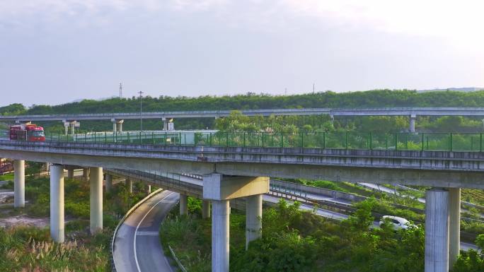 航拍中国交通货运物流大货车