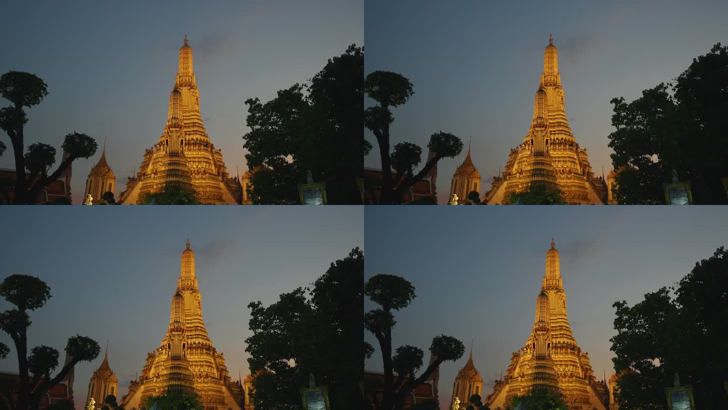 曼谷阿仑寺夜景外国金色寺庙