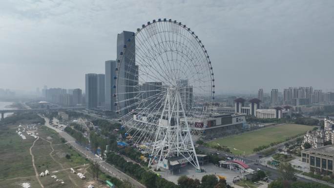 航拍江西赣江南昌之星摩天轮城市风光