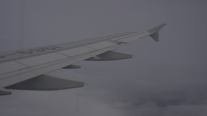 4K飞机窗外 云层云海