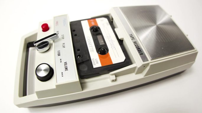 复古盒式磁带和磁带播放机
