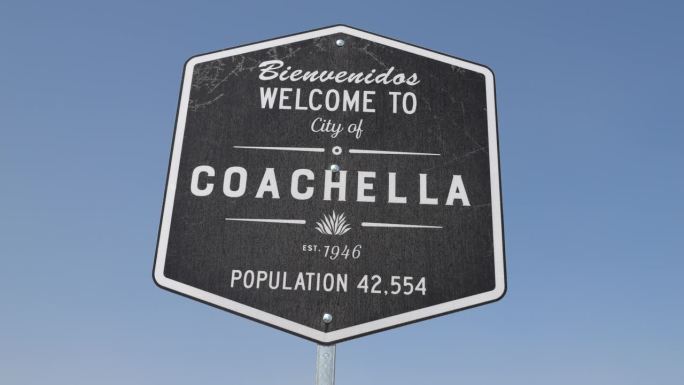 加州科切拉公众欢迎标志