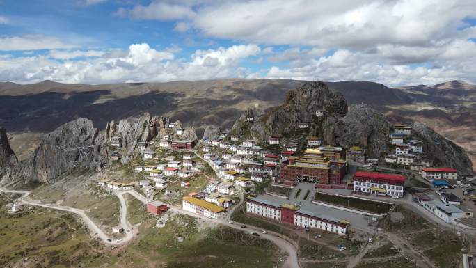 航拍西藏昌都孜珠寺