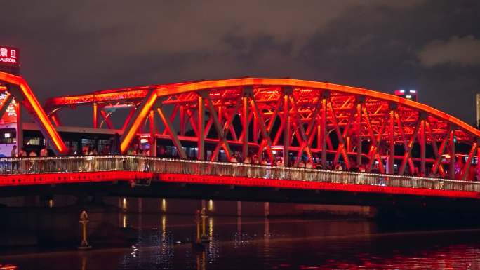 上海外滩苏州河外白渡桥夜景风光3