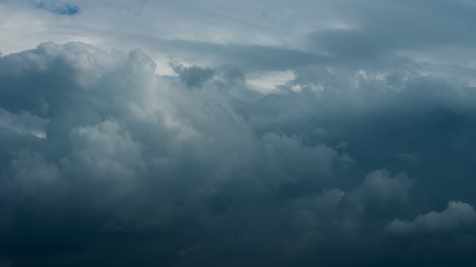 乌云密布雷阵雨天气骤变台风