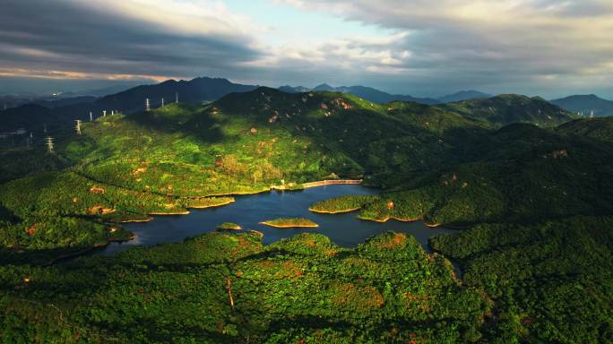 航拍深圳马峦山水库水源地