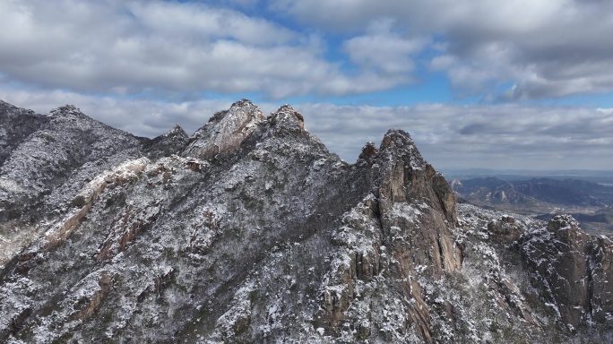 航拍威海市文登区界石镇昆嵛山雪后风光