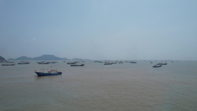 东海开渔节航拍大片渔船集结