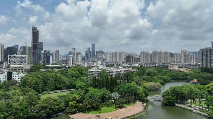 青山绿水与城市结合