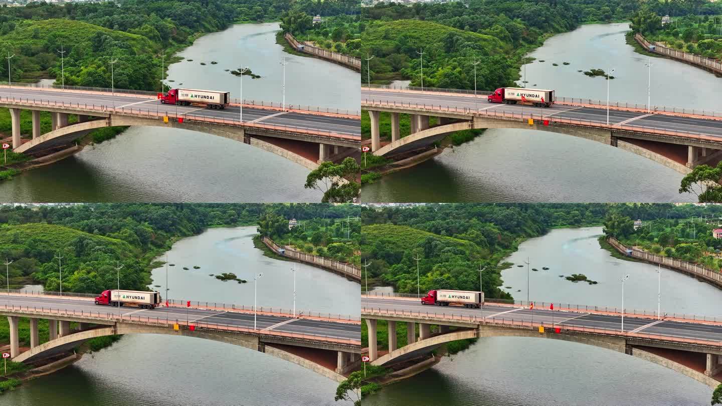 东兴口岸越南友谊桥