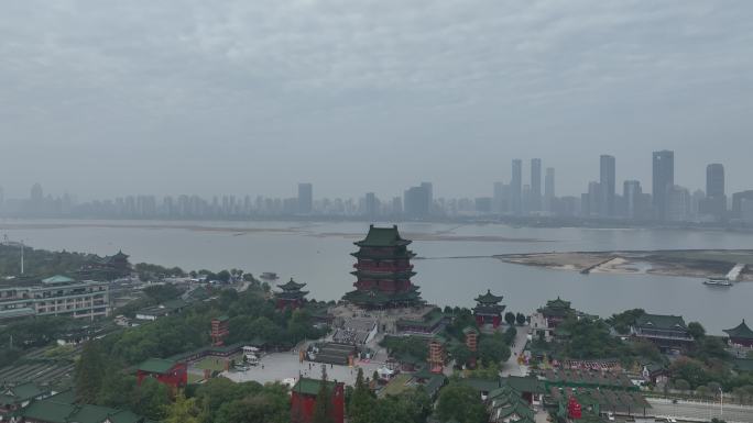 航拍江西南昌赣江滕王阁风景区城市旅游风光