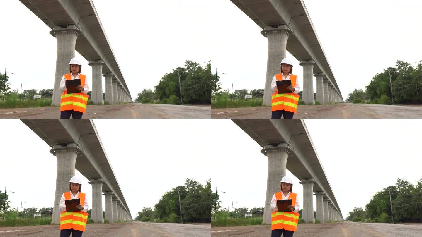 土木工程师检查收费公路桥梁结构