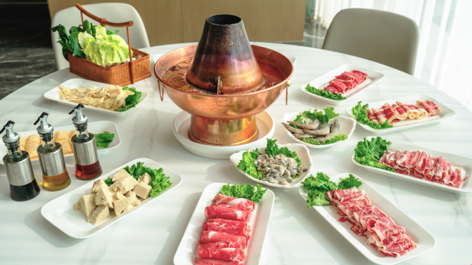 铜锅涮肉拌调料海鲜火锅慢动作火锅通用素材