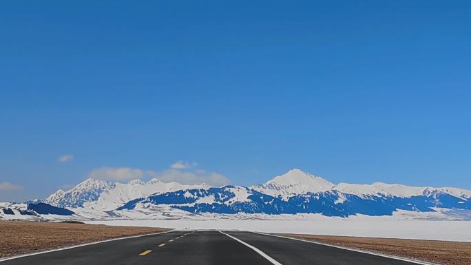 自驾游新疆博乐赛里木湖环湖公路雪山风光