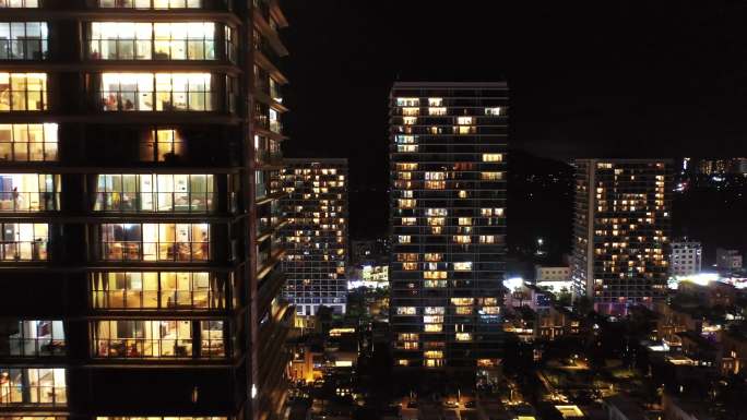 万科双月湾海景房夜景