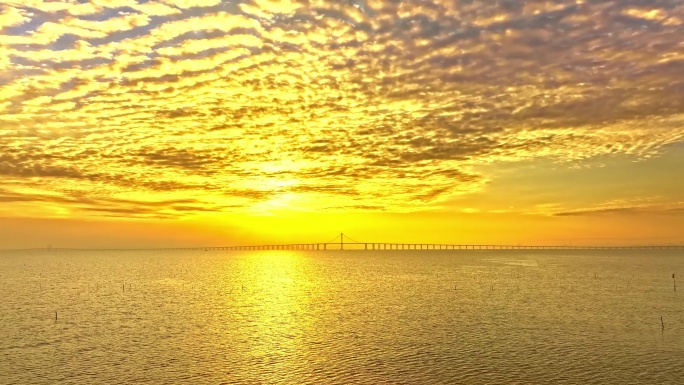 海上日出镜头码头港口