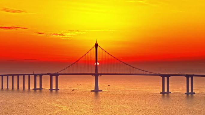 唯美海上日出镜头胶州湾大桥