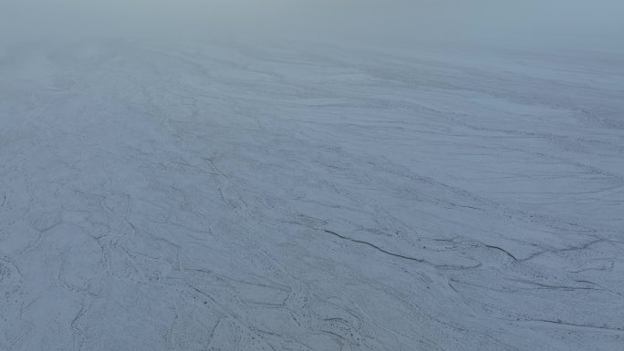 雅丹地貌雪景