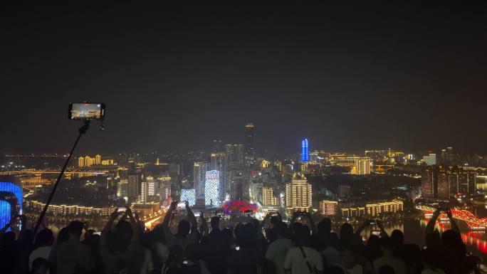 广西柳州市区开灯瞬间夜景