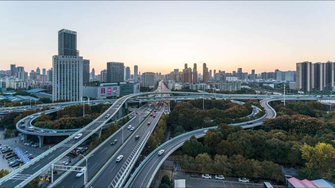 武汉竹叶山立交日转夜