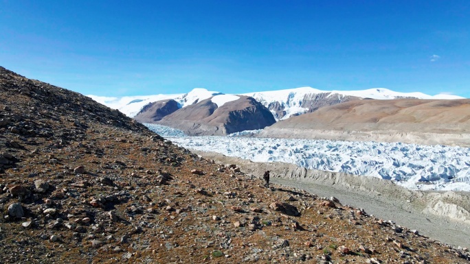 40冰川 西藏 山南 浪卡子县 徒步拍摄