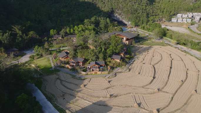 广西河池南丹瑶族乡村特色住宅航拍05