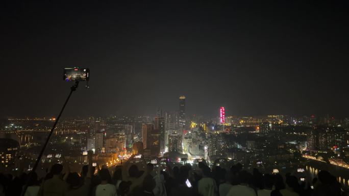 广西柳州市区开灯瞬间夜景