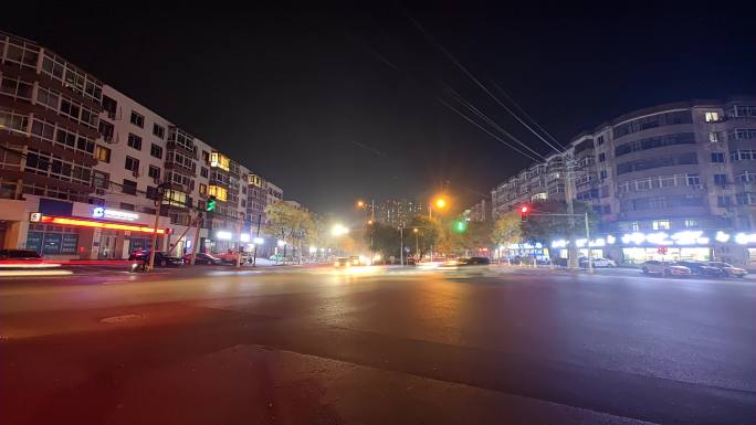 夜晚城市街道灯光车流延时