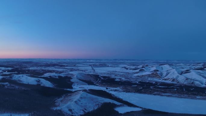 航拍雪原寒夜