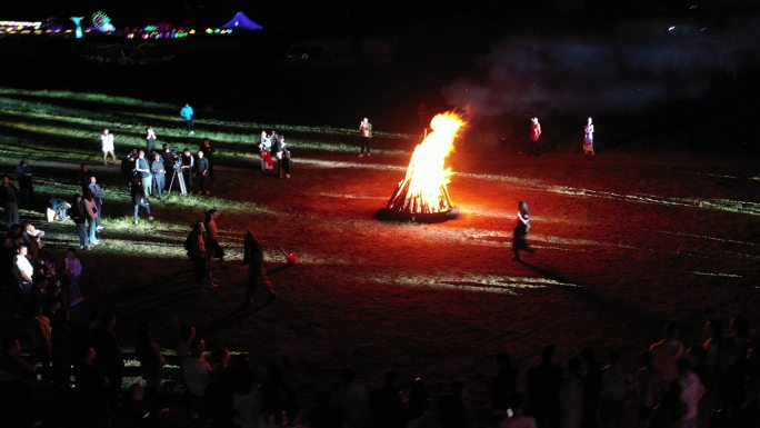 篝火派对野外聚会