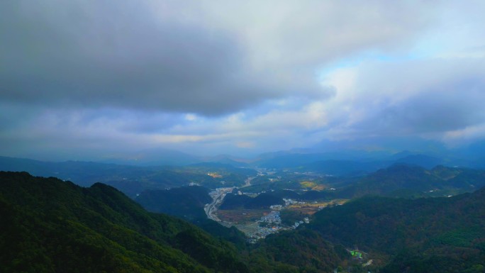 安徽秋季大别山天堂寨山川4k航拍意境空镜